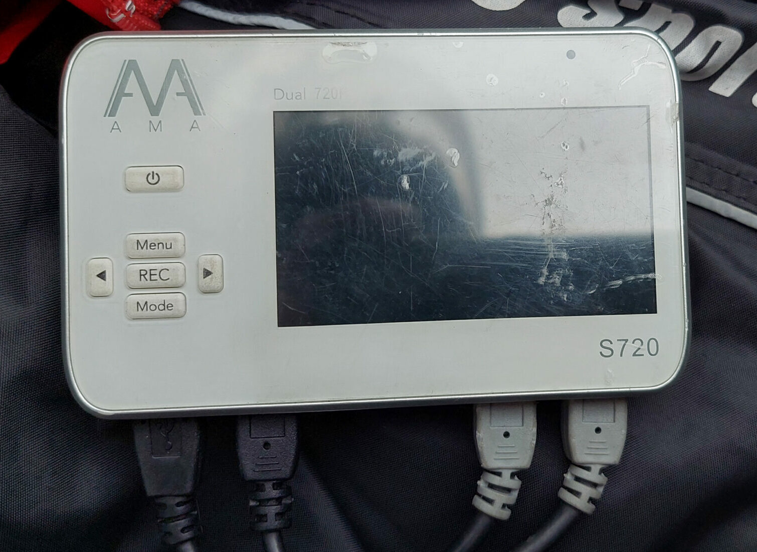 AMA S720 720P 雙鏡頭行車記錄器 心得與實拍 - 第8張圖 AMA S720 720P 雙鏡頭行車記錄器 心得與實拍