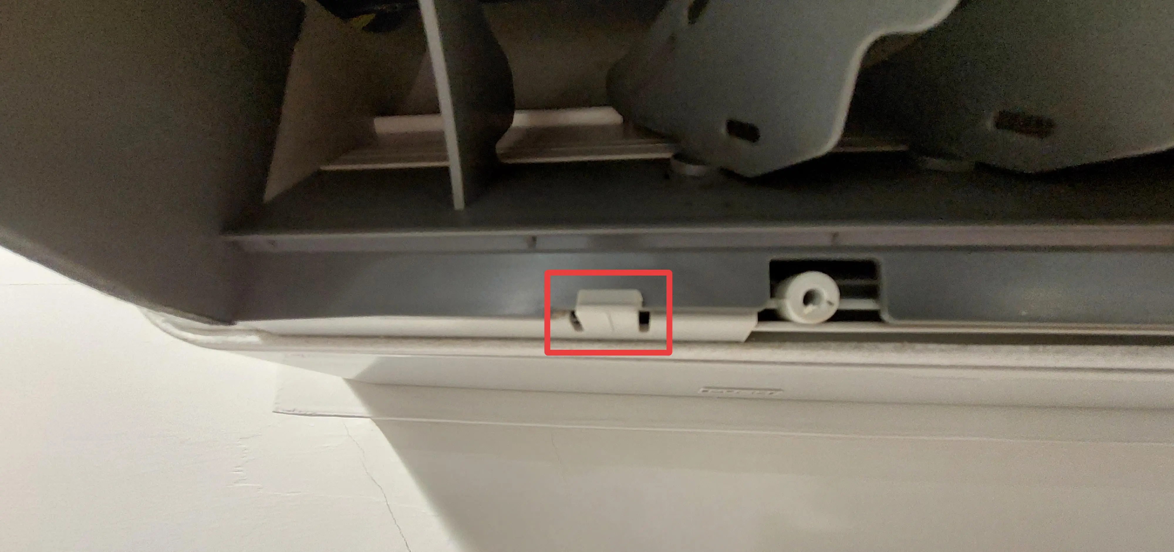 日立頂級分離式冷氣RAS-28NK異音處理方式 - 第5張圖 日立頂級分離式冷氣RAS-28NK異音處理方式